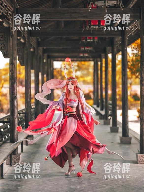 就叫它金鱼yui图集——幽灵姬的全套气息，扑面而来。