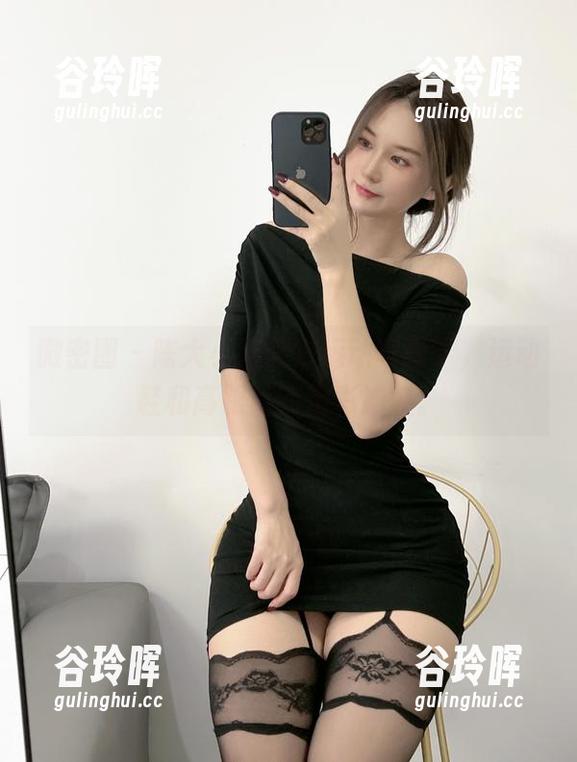 微密圈 - 陈大小姐又来运动写真了，运动鞋和高跟鞋的精彩冲突。